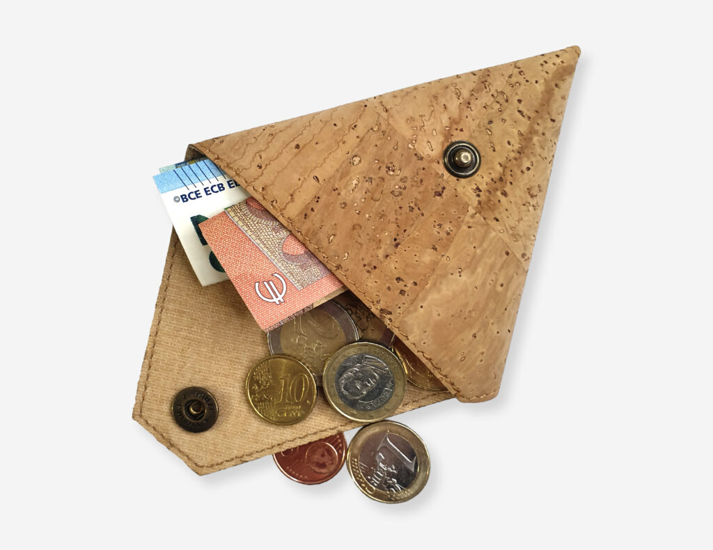 Triangular Coin Purce33