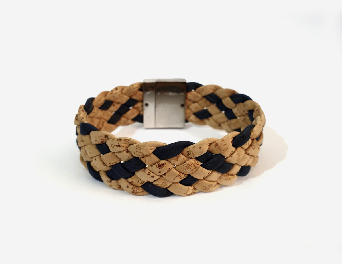Cork bracelet, bracelets, vegan ideas, sustainable fashion, Made in Portugal Blue-Natural Cork