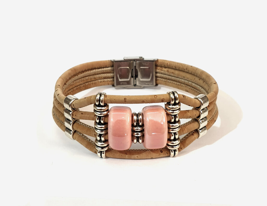 Cork bracelet, bracelets, vegan ideas, sustainable fashion, Made in Portugal 11