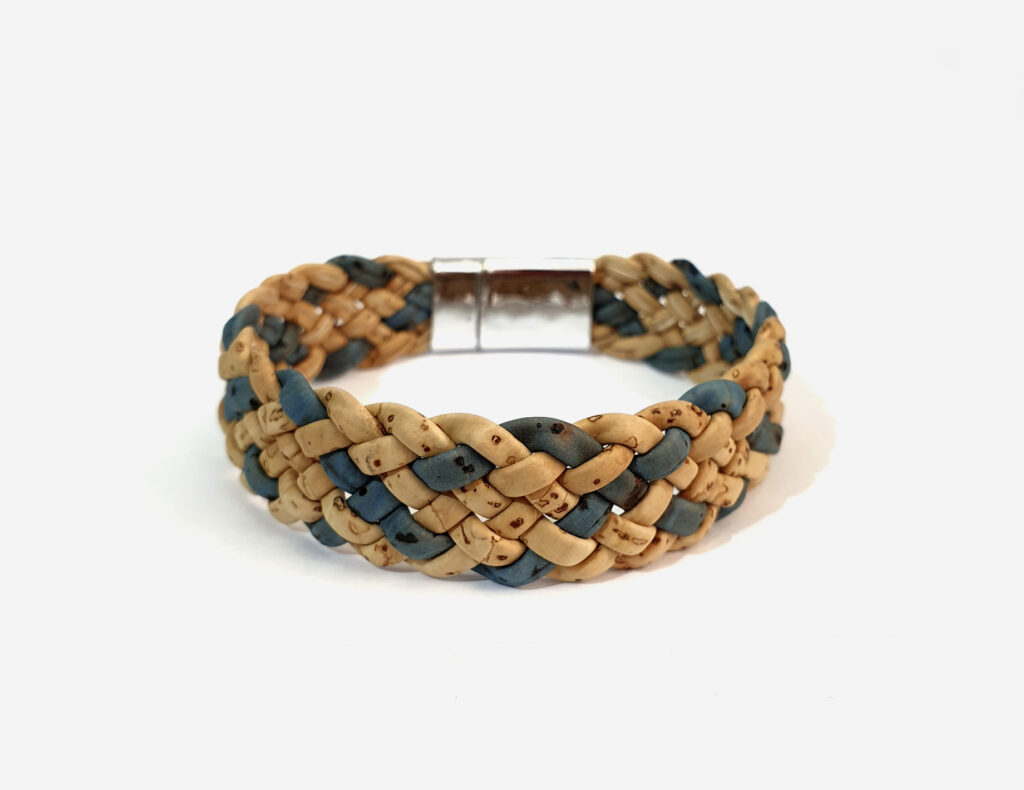 Men Cork bracelet, bracelets, vegan ideas, sustainable fashion, Made in Portugal