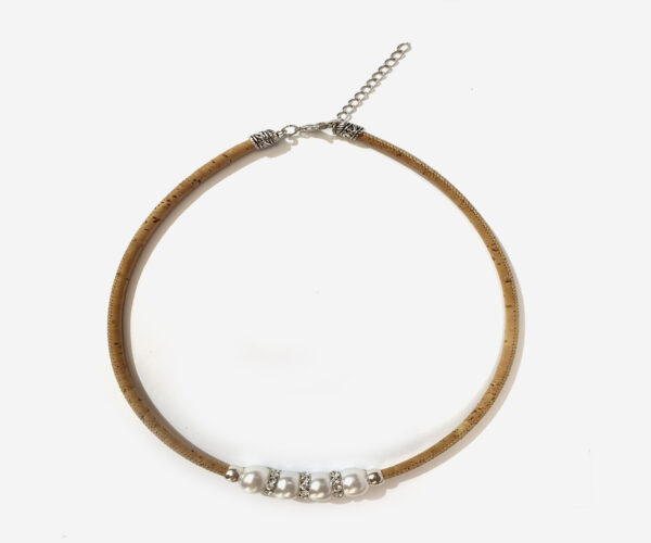 Classic Handmade Necklace With White Balls