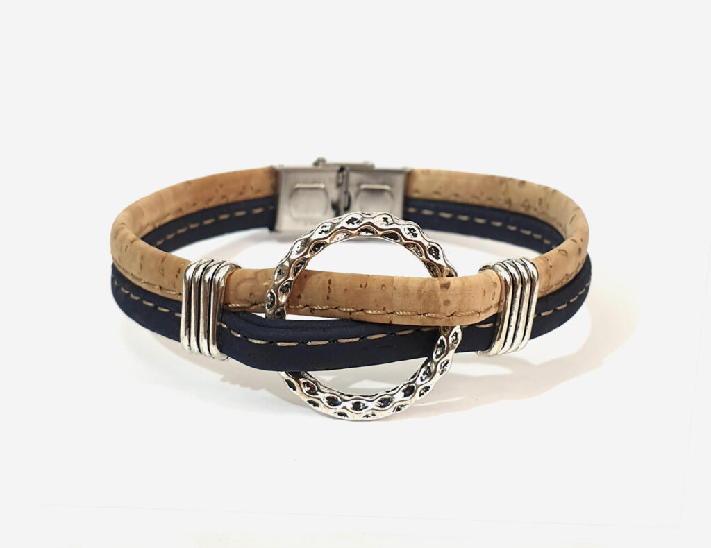 Cork bracelet, bracelets, vegan ideas, sustainable fashion, Made in Portugal blue color